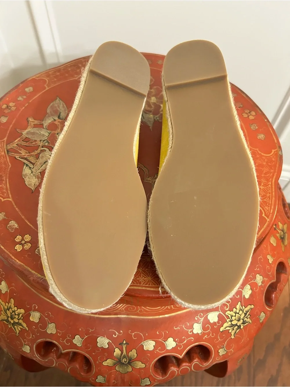 Isaac‎ Mizrahi Yellow Suede Scalloped Espadrille Flats